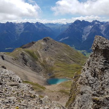 Der wunderschöne Lai da Minschun, leicht zu erreichen von Motta Naluns