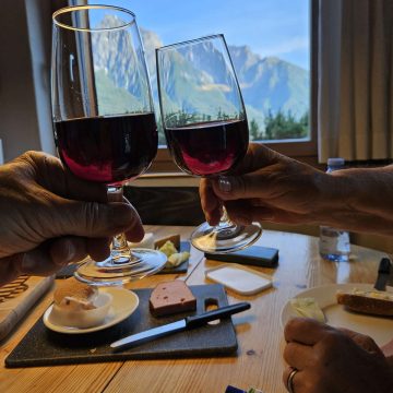 Unverbaute Aussicht vom Esstisch aus